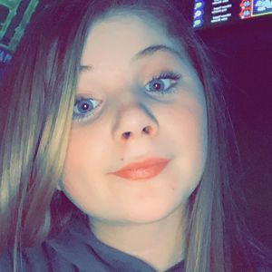 Meet your Posher, Katelyn